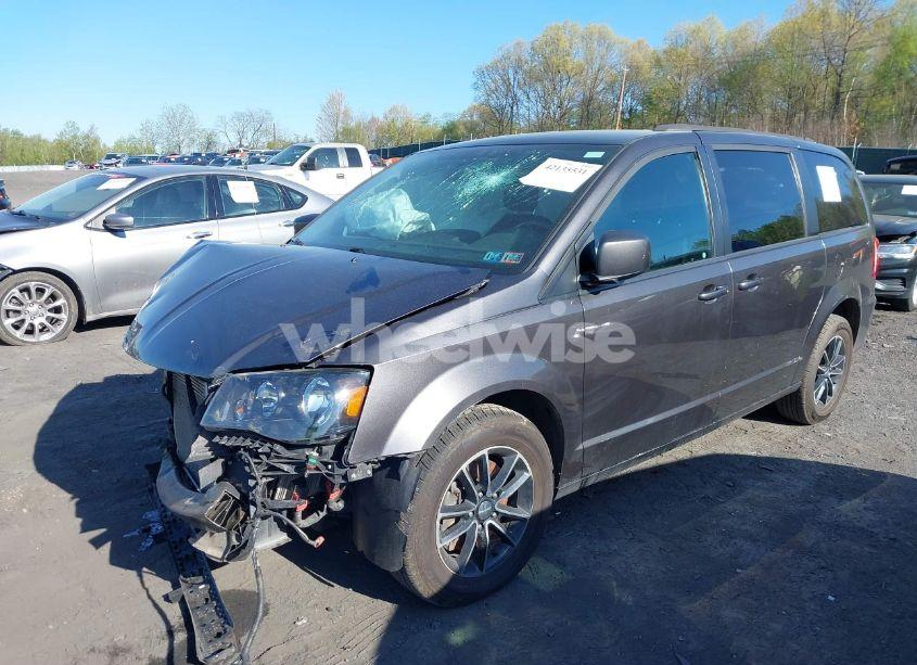 Photo 2 of 2018 Dodge Grand CARAVAN SE PLUS (VIN 2C4RDGBG2JR191216)