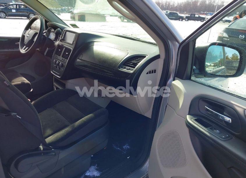 Photo 5 of 2019 Dodge Grand CARAVAN SE (VIN 2C4RDGBG2KR669538)