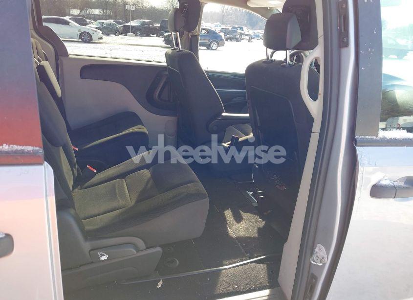 Photo 8 of 2019 Dodge Grand CARAVAN SE (VIN 2C4RDGBG2KR669538)