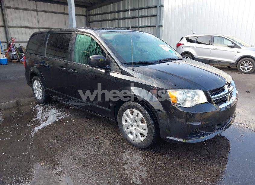 2019 Dodge Grand CARAVAN SE (VIN 2C4RDGBG2KR699008) main photo