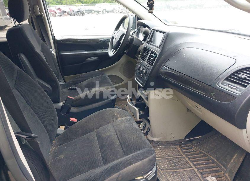 Photo 5 of 2019 Dodge Grand CARAVAN SE (VIN 2C4RDGBG2KR797195)