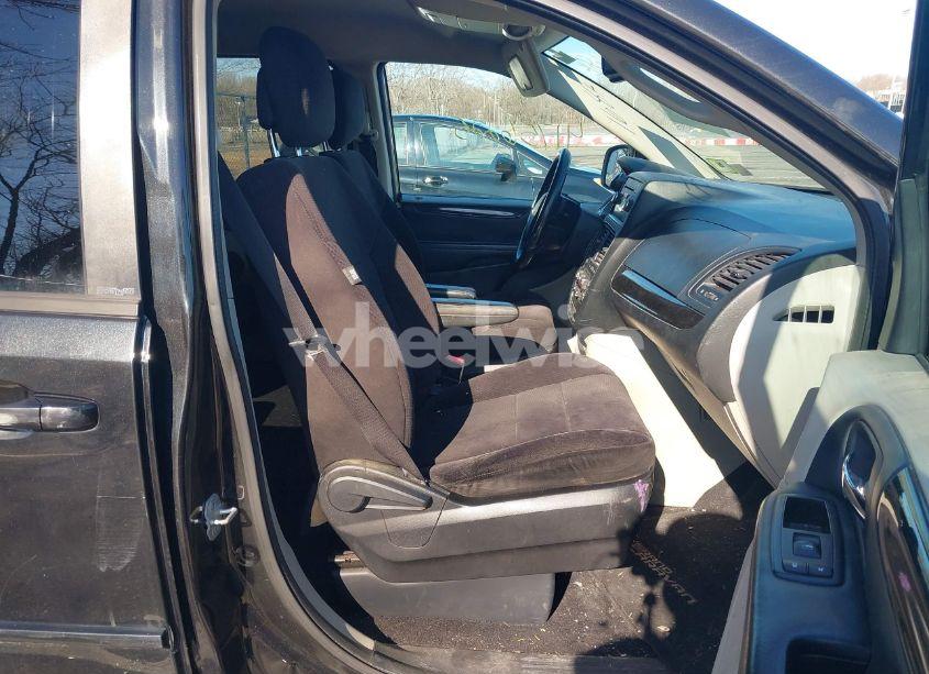 Photo 5 of 2013 Dodge Grand CARAVAN SE (VIN 2C4RDGBG3DR807283)