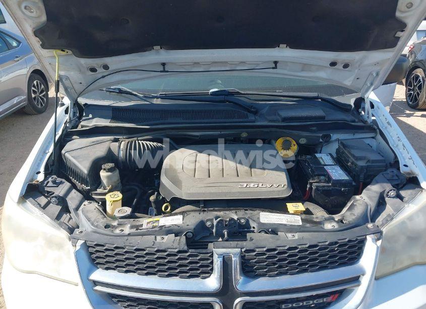 Photo 10 of 2014 Dodge Grand CARAVAN SE (VIN 2C4RDGBG3ER114358)