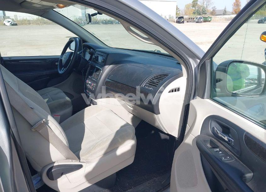 Photo 5 of 2014 Dodge Grand CARAVAN SE (VIN 2C4RDGBG3ER152009)