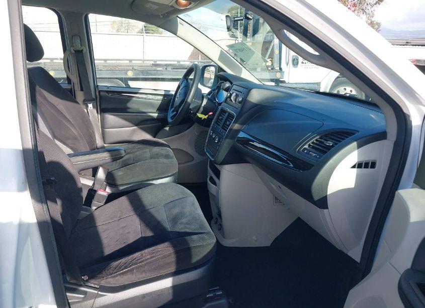 Photo 5 of 2014 Dodge Grand CARAVAN AMERICAN VALUE PKG (VIN 2C4RDGBG3ER249341)