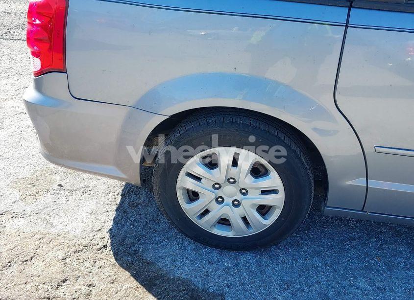 Photo 12 of 2014 Dodge Grand CARAVAN SE (VIN 2C4RDGBG3ER279469)