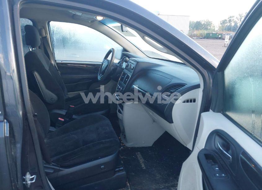 Photo 5 of 2014 Dodge Grand CARAVAN SE (VIN 2C4RDGBG3ER312213)