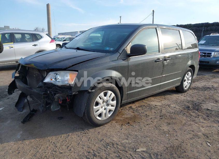 Photo 2 of 2014 Dodge Grand CARAVAN SE (VIN 2C4RDGBG3ER335670)
