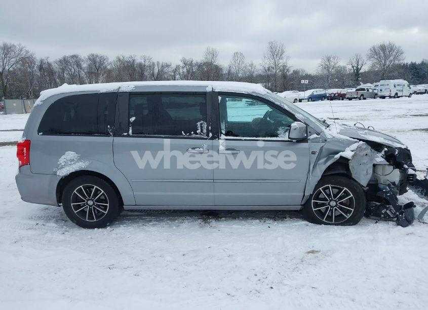 Photo 13 of 2014 Dodge Grand CARAVAN SE 30TH ANNIVERSARY (VIN 2C4RDGBG3ER406365)