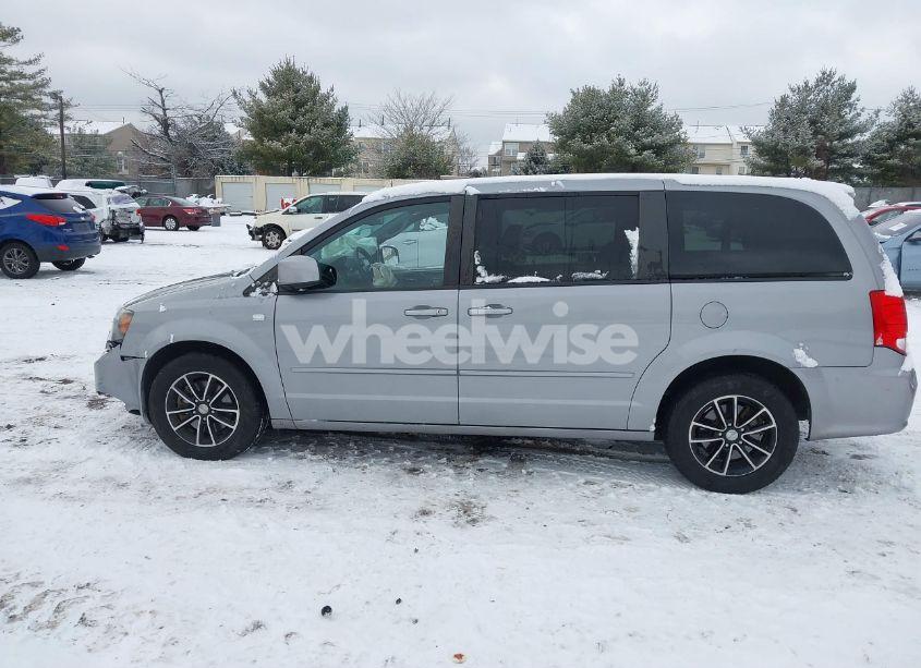 Photo 14 of 2014 Dodge Grand CARAVAN SE 30TH ANNIVERSARY (VIN 2C4RDGBG3ER406365)