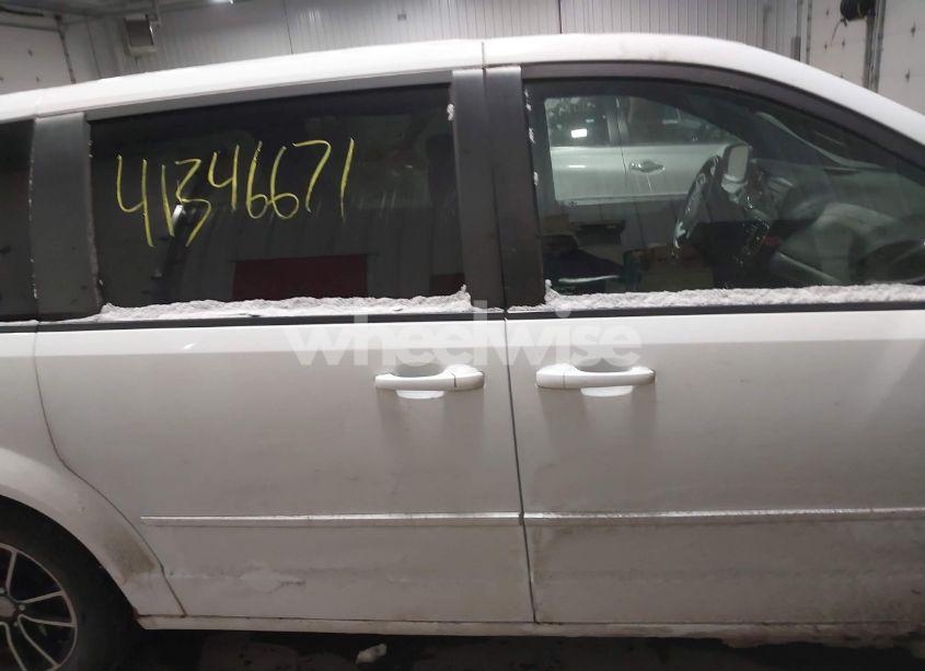 Photo 13 of 2015 Dodge Grand CARAVAN SE (VIN 2C4RDGBG3FR509156)