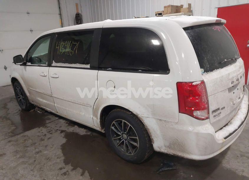 Photo 3 of 2015 Dodge Grand CARAVAN SE (VIN 2C4RDGBG3FR509156)