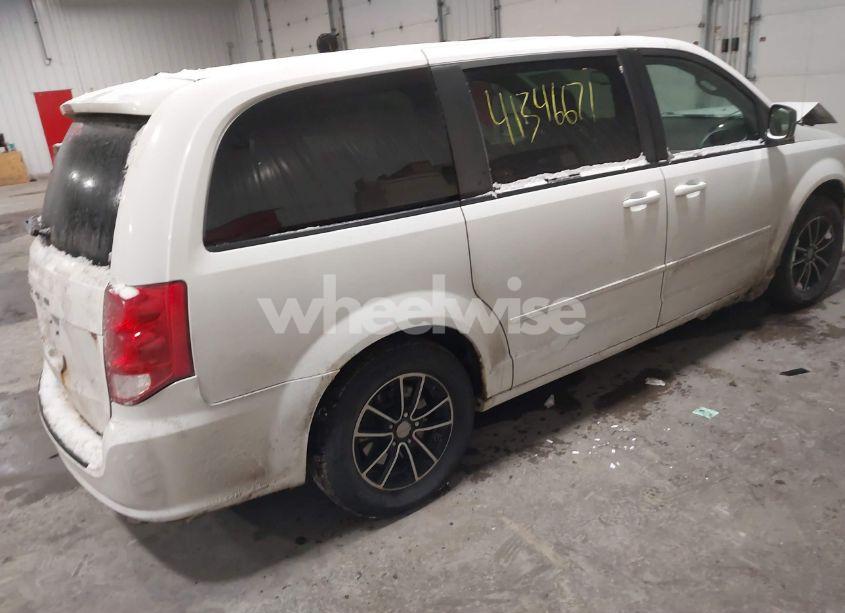 Photo 4 of 2015 Dodge Grand CARAVAN SE (VIN 2C4RDGBG3FR509156)