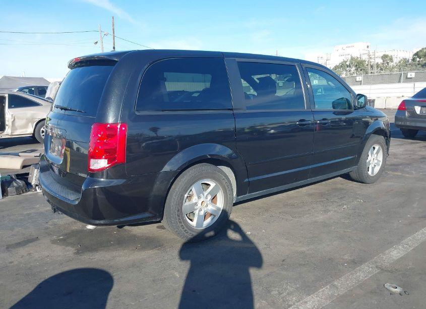 Photo 4 of 2015 Dodge Grand CARAVAN SE (VIN 2C4RDGBG3FR569065)