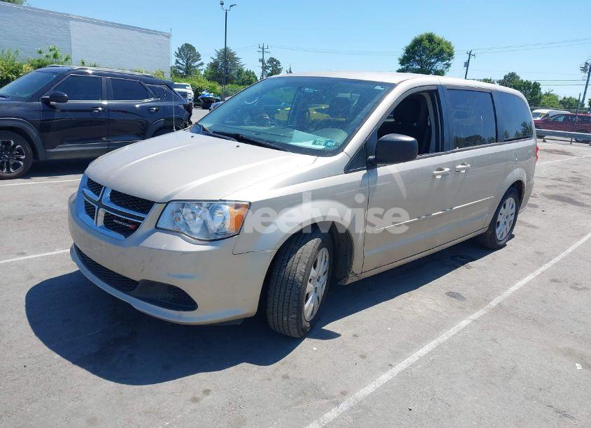 Photo 2 of 2015 Dodge Grand CARAVAN SE (VIN 2C4RDGBG3FR647957)