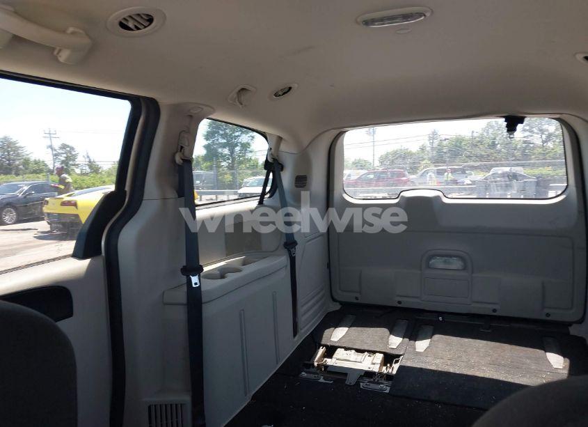 Photo 8 of 2015 Dodge Grand CARAVAN SE (VIN 2C4RDGBG3FR647957)