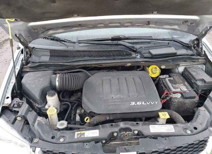 Photo 10 of 2015 Dodge Grand CARAVAN AMERICAN VALUE PKG (VIN 2C4RDGBG3FR649515)