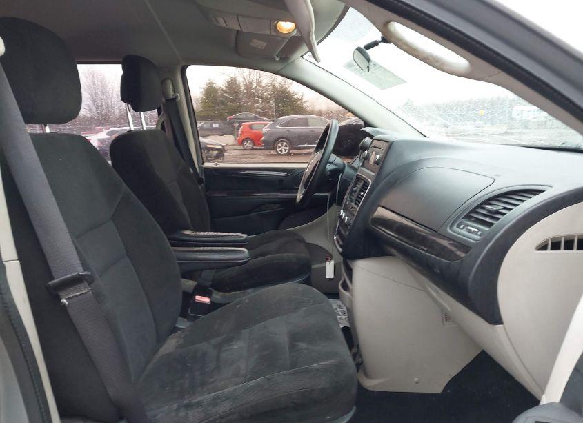 Photo 5 of 2015 Dodge Grand CARAVAN AMERICAN VALUE PKG (VIN 2C4RDGBG3FR649515)