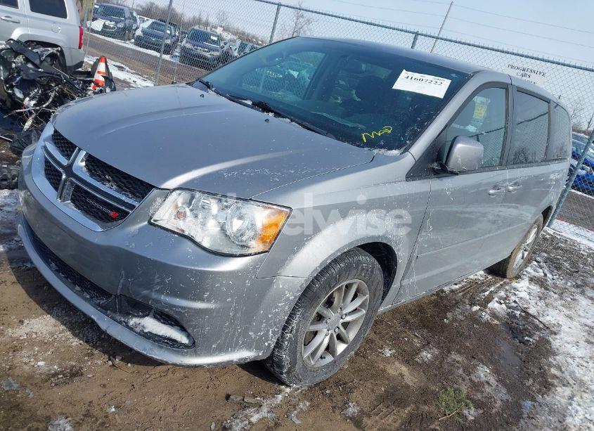 Photo 2 of 2015 Dodge Grand CARAVAN SE PLUS (VIN 2C4RDGBG3FR653239)