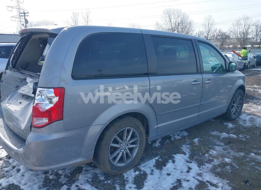 Photo 4 of 2015 Dodge Grand CARAVAN SE PLUS (VIN 2C4RDGBG3FR653239)