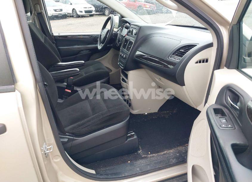 Photo 5 of 2015 Dodge Grand CARAVAN AMERICAN VALUE PKG (VIN 2C4RDGBG3FR670347)