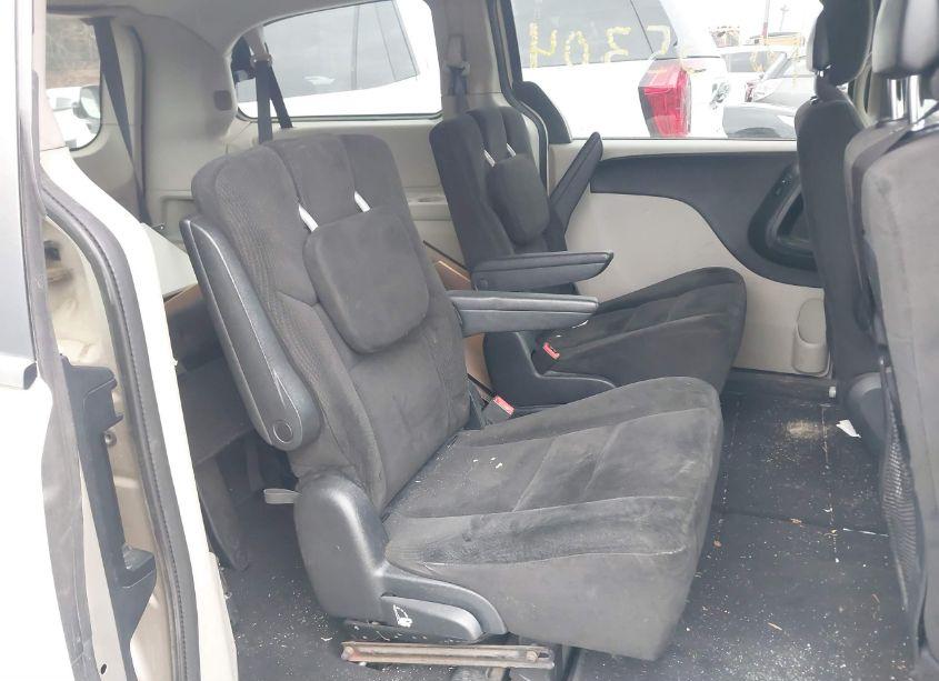 Photo 8 of 2015 Dodge Grand CARAVAN SE (VIN 2C4RDGBG3FR704061)