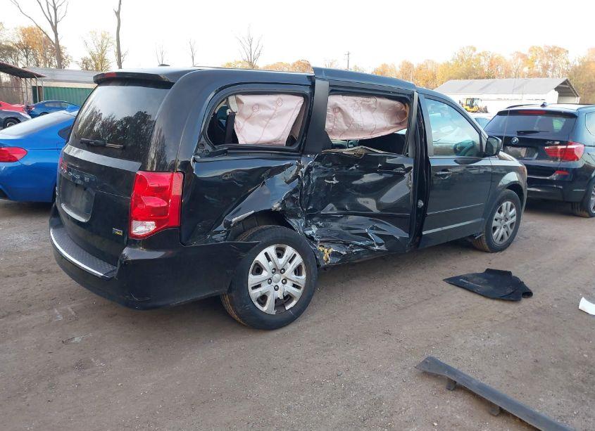 Photo 4 of 2016 Dodge Grand CARAVAN SE (VIN 2C4RDGBG3GR139313)