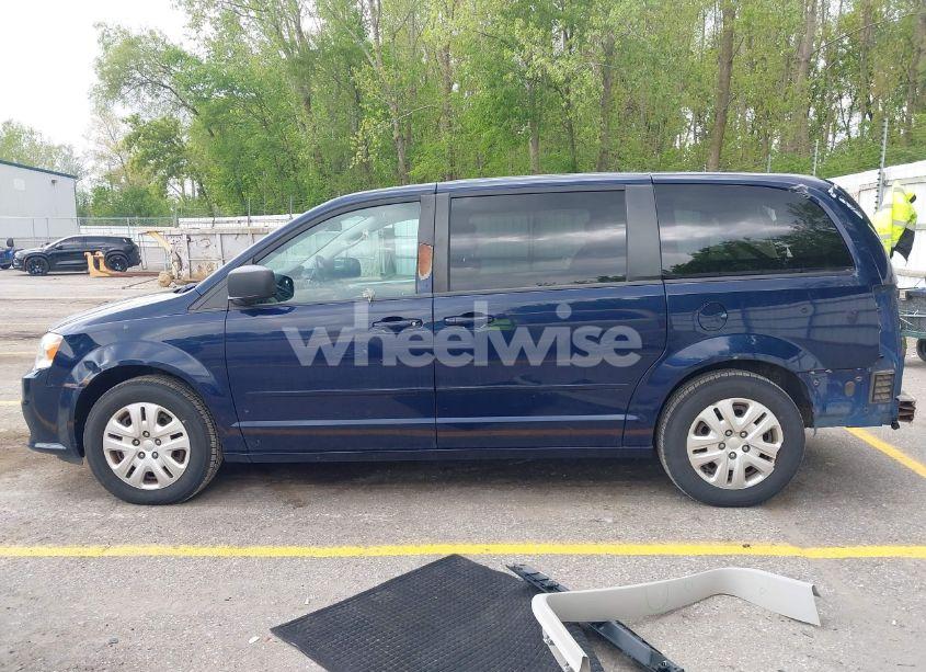 Photo 15 of 2016 Dodge Grand CARAVAN SE (VIN 2C4RDGBG3GR168391)