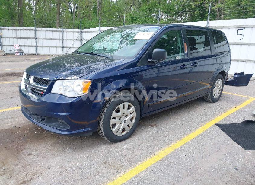 Photo 2 of 2016 Dodge Grand CARAVAN SE (VIN 2C4RDGBG3GR168391)