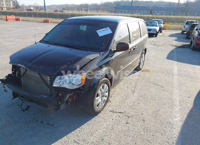 Photo 2 of 2017 Dodge Grand CARAVAN SE (VIN 2C4RDGBG3HR860300)