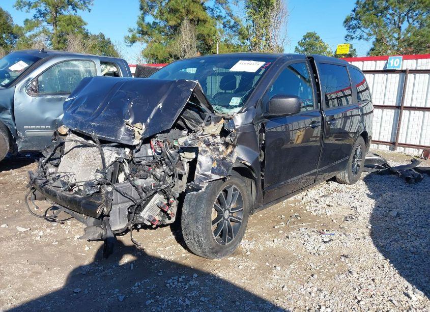 Photo 2 of 2018 Dodge Grand CARAVAN SE PLUS (VIN 2C4RDGBG3JR173386)