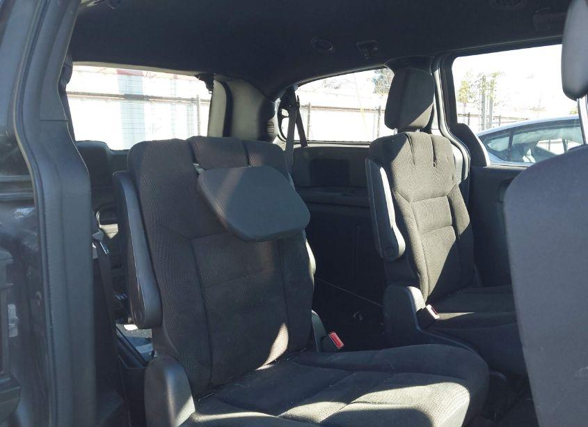 Photo 8 of 2018 Dodge Grand CARAVAN SE PLUS (VIN 2C4RDGBG3JR173386)