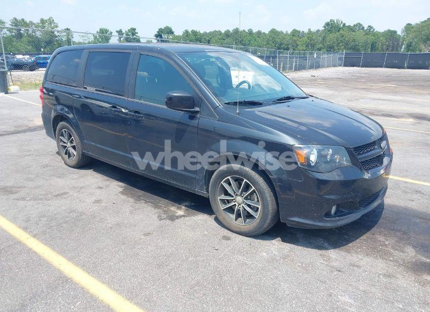2018 Dodge Grand CARAVAN SE PLUS (VIN 2C4RDGBG3JR304526) main photo