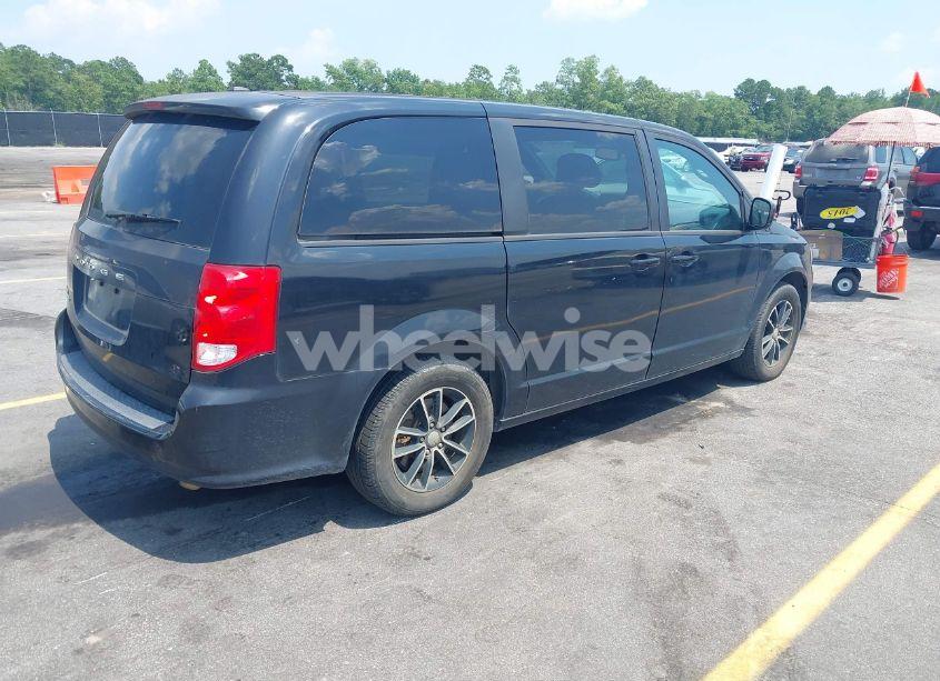 Photo 4 of 2018 Dodge Grand CARAVAN SE PLUS (VIN 2C4RDGBG3JR304526)