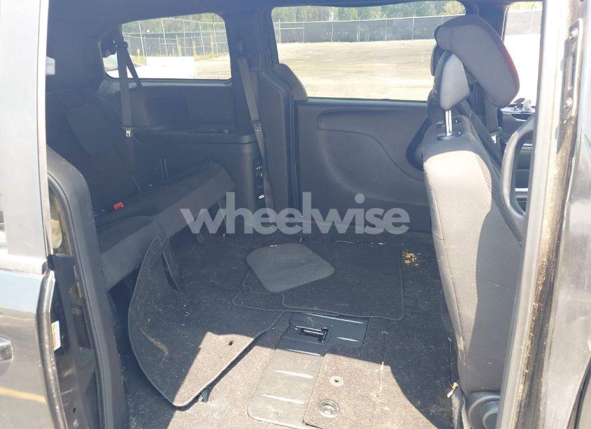 Photo 8 of 2018 Dodge Grand CARAVAN SE PLUS (VIN 2C4RDGBG3JR304526)