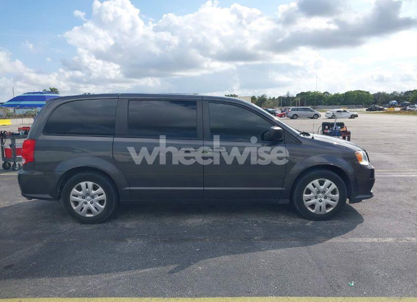 Photo 13 of 2018 Dodge Grand CARAVAN SE (VIN 2C4RDGBG3JR340300)