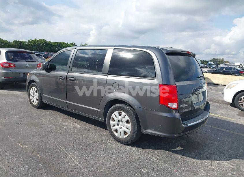 Photo 3 of 2018 Dodge Grand CARAVAN SE (VIN 2C4RDGBG3JR340300)