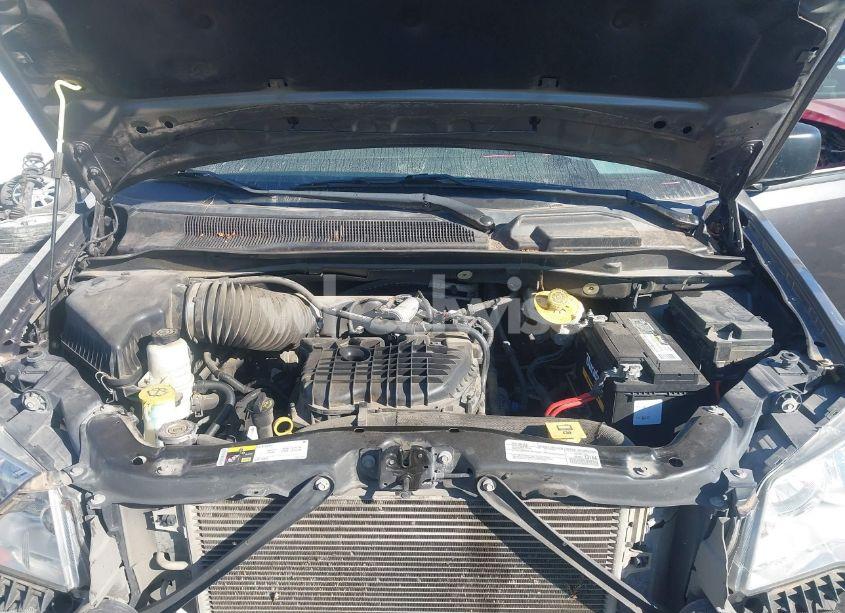 Photo 10 of 2018 Dodge Grand CARAVAN SE (VIN 2C4RDGBG3JR348560)