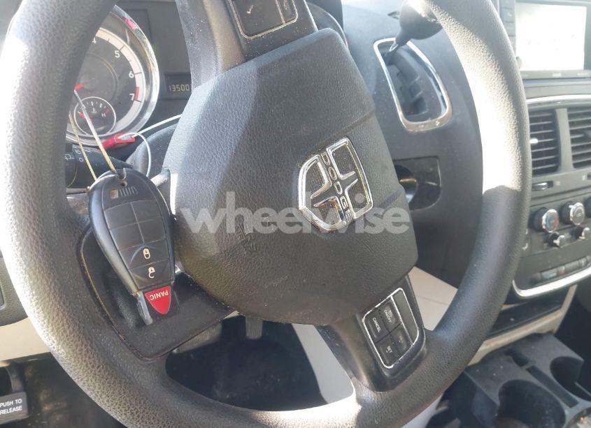 Photo 11 of 2018 Dodge Grand CARAVAN SE (VIN 2C4RDGBG3JR348560)