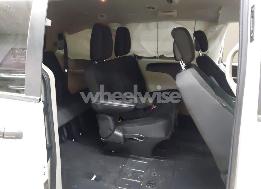 Photo 8 of 2019 Dodge Grand CARAVAN SE (VIN 2C4RDGBG3KR601314)