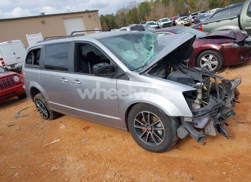 2019 Dodge Grand CARAVAN SE PLUS (VIN 2C4RDGBG3KR639447) main photo