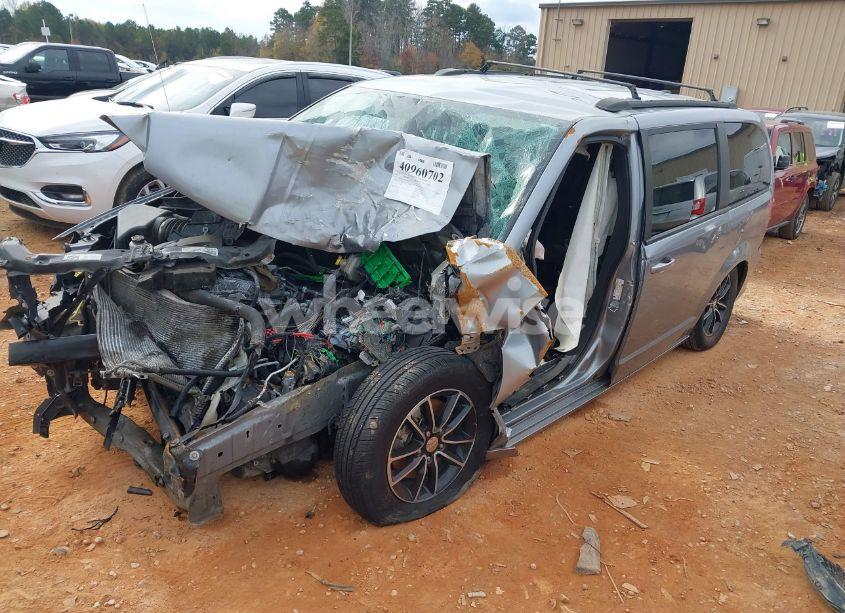 Photo 2 of 2019 Dodge Grand CARAVAN SE PLUS (VIN 2C4RDGBG3KR639447)