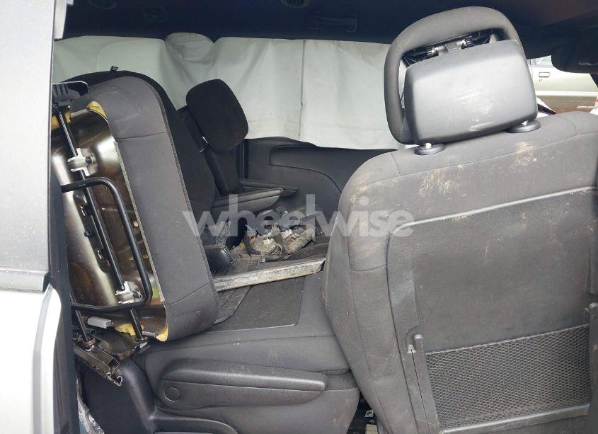 Photo 8 of 2019 Dodge Grand CARAVAN SE PLUS (VIN 2C4RDGBG3KR639447)