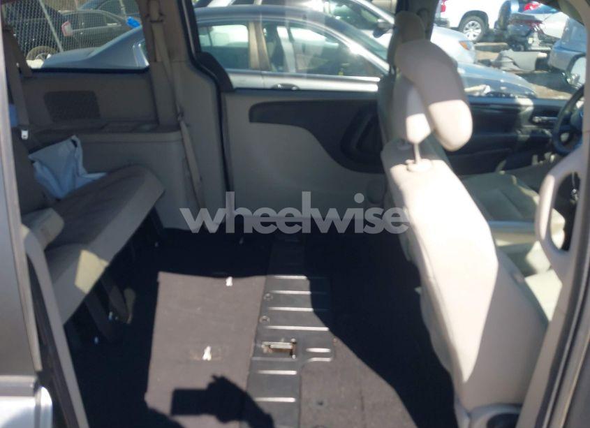 Photo 8 of 2019 Dodge Grand CARAVAN SE (VIN 2C4RDGBG3KR700182)