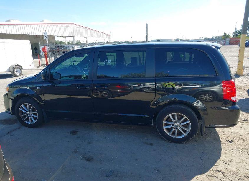 Photo 14 of 2019 Dodge Grand CARAVAN SE 35TH ANNIVERSARY EDITION (VIN 2C4RDGBG3KR762360)