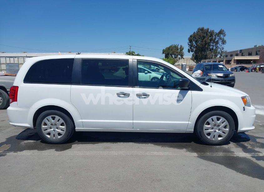Photo 13 of 2019 Dodge Grand CARAVAN SE (VIN 2C4RDGBG3KR787940)