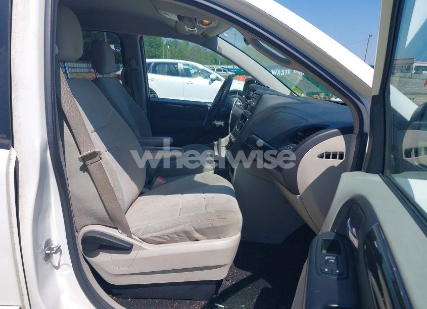 Photo 5 of 2013 Dodge Grand CARAVAN SE (VIN 2C4RDGBG4DR562865)