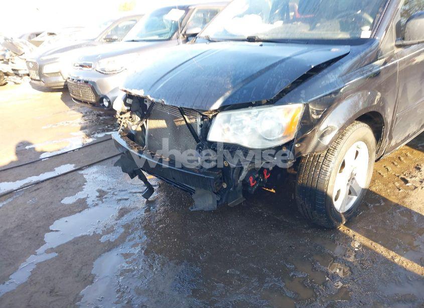 Photo 6 of 2013 Dodge Grand CARAVAN SE (VIN 2C4RDGBG4DR571145)