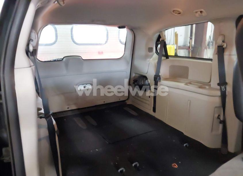 Photo 12 of 2013 Dodge Grand CARAVAN SE (VIN 2C4RDGBG4DR640853)