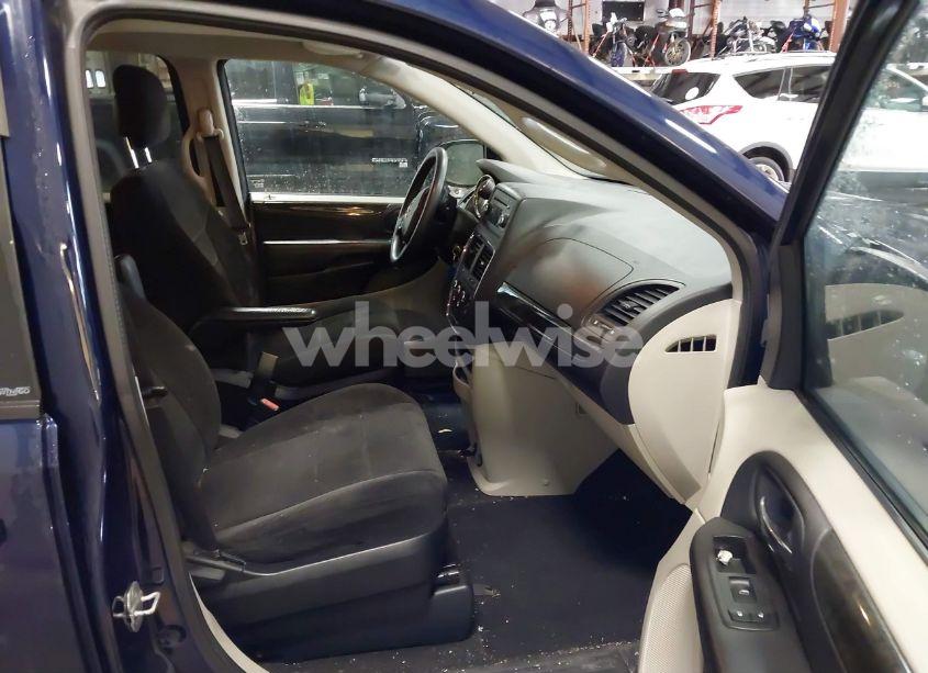 Photo 5 of 2013 Dodge Grand CARAVAN SE (VIN 2C4RDGBG4DR640853)